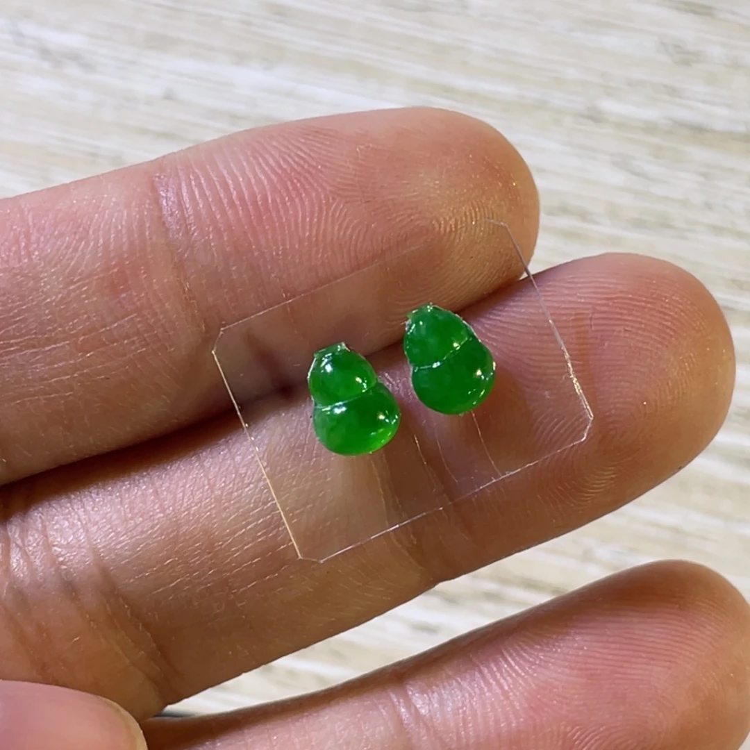 定制翡翠未镶嵌葫芦