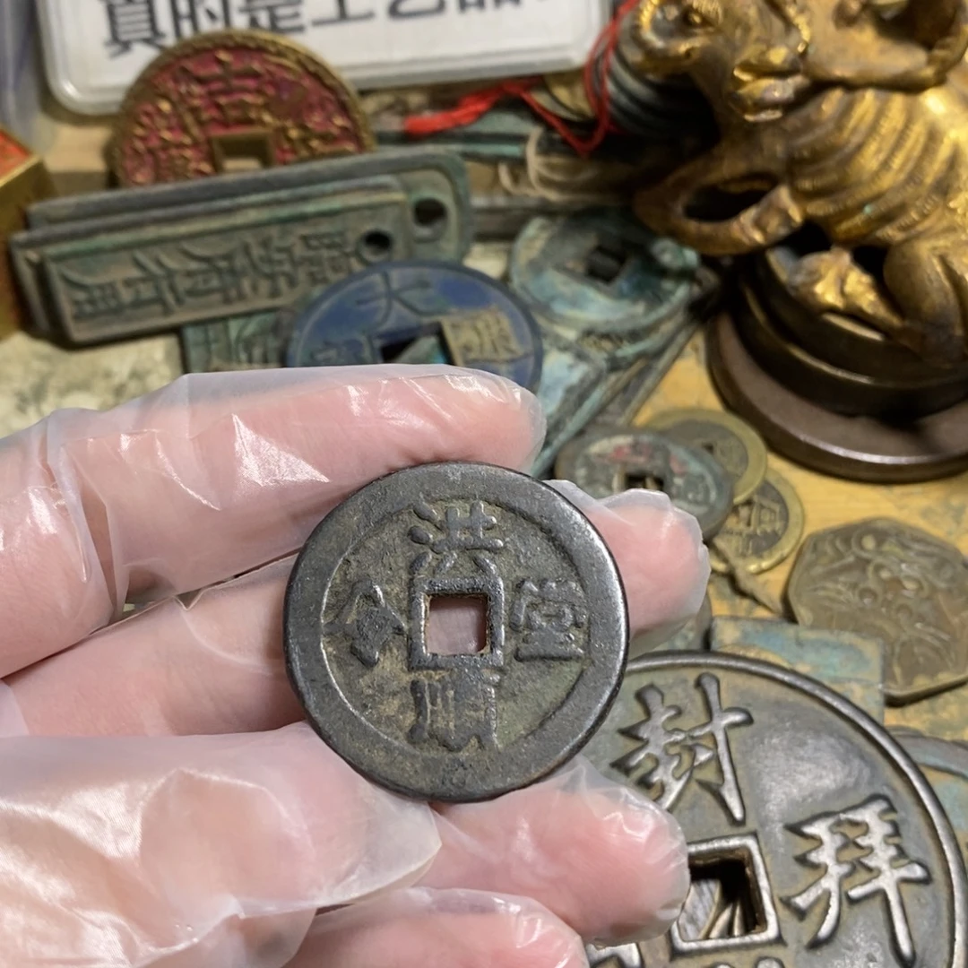 秋***天铜现代工艺品学习币