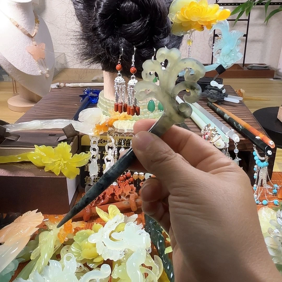 蛇纹石玉合金发饰