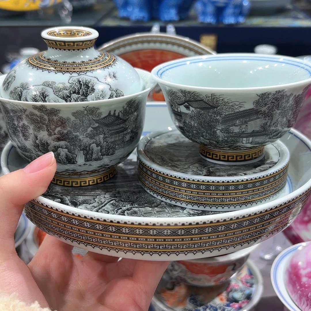 瓷片景德镇瓷器精品陈列