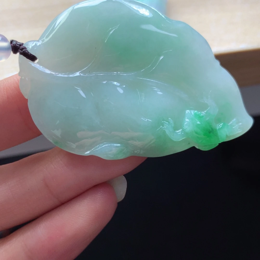 颈饰未镶嵌翡翠吊坠