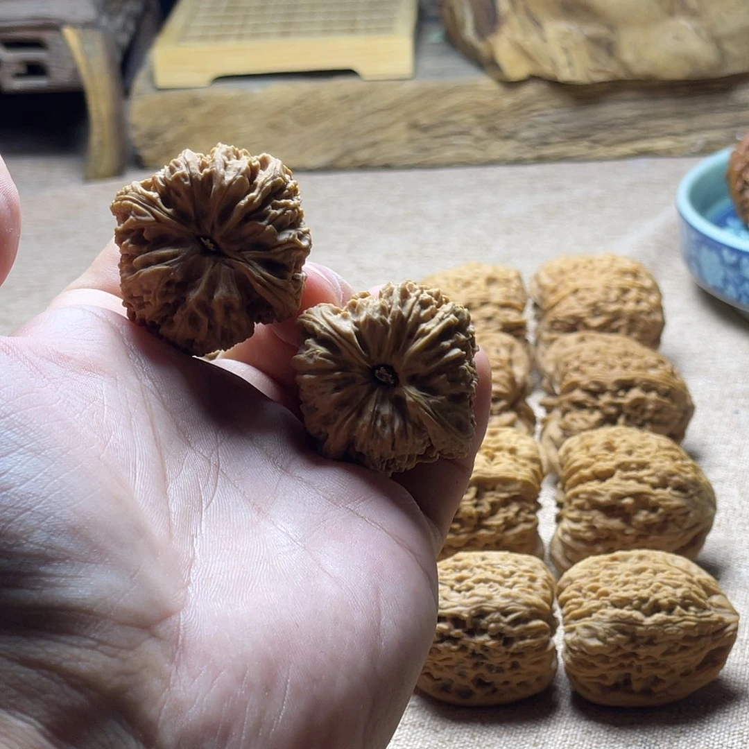 吊坠桃核南疆石37高炮