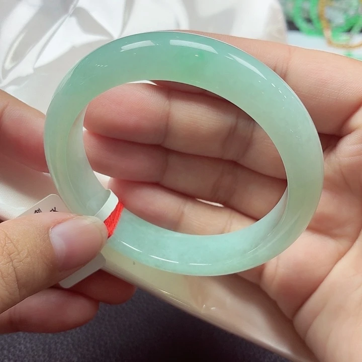 翡翠未镶嵌手镯天然缅甸A货翡翠