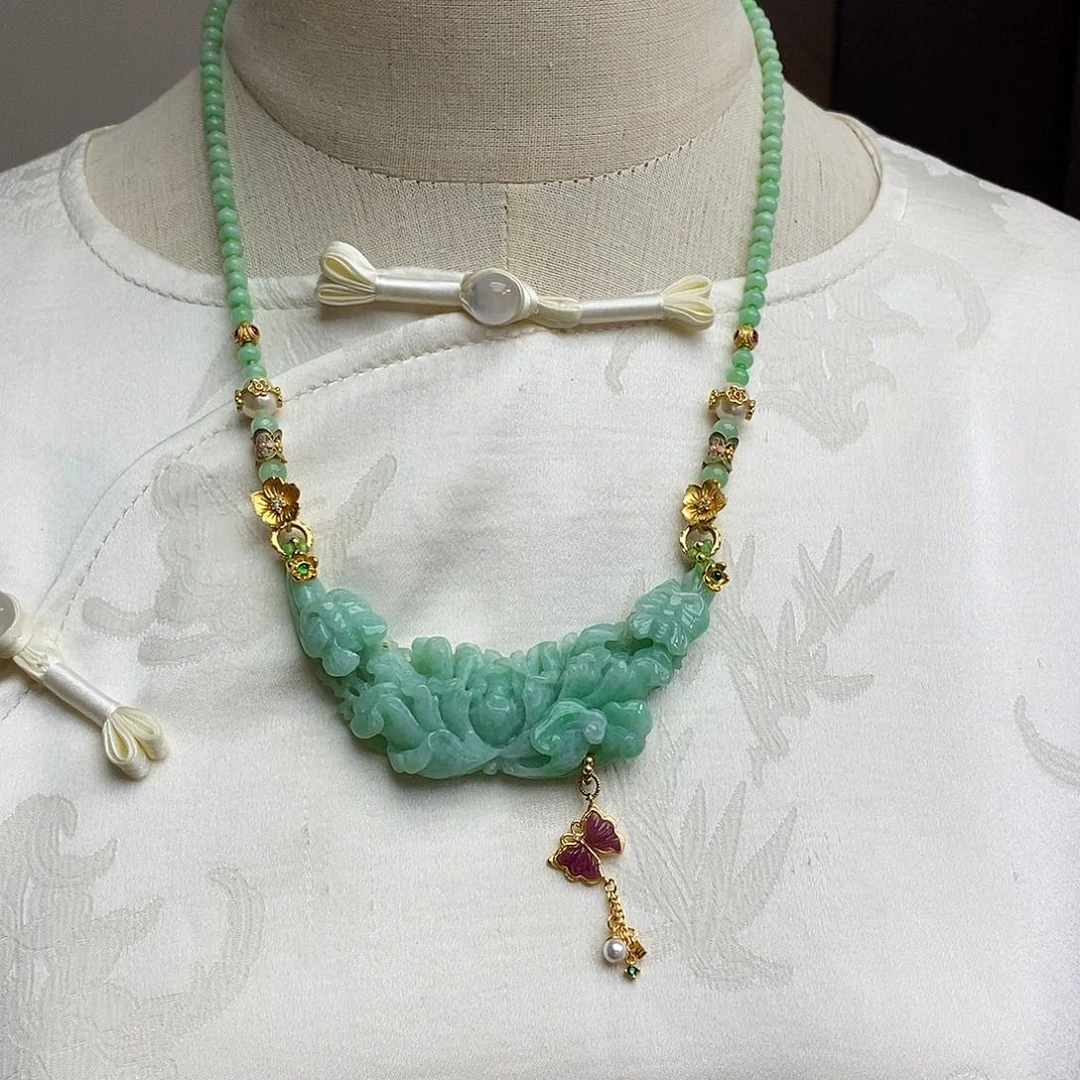 翡翠颈饰未镶嵌天然