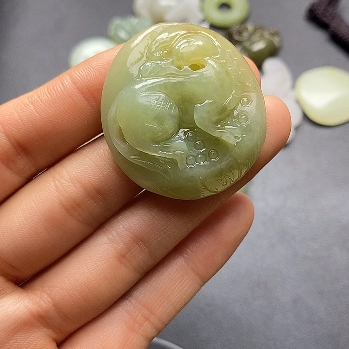 颈饰未镶嵌和田玉