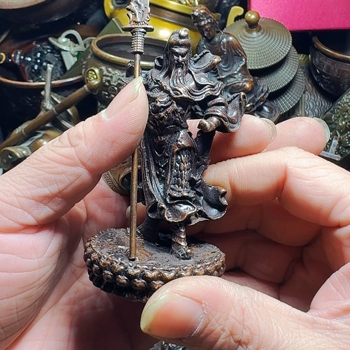 铜器摆件收收藏藏