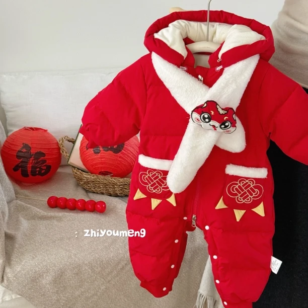 厚款羽绒连体衣中国风长袖拜年服婴幼儿新生儿加绒喜庆冬季婴儿