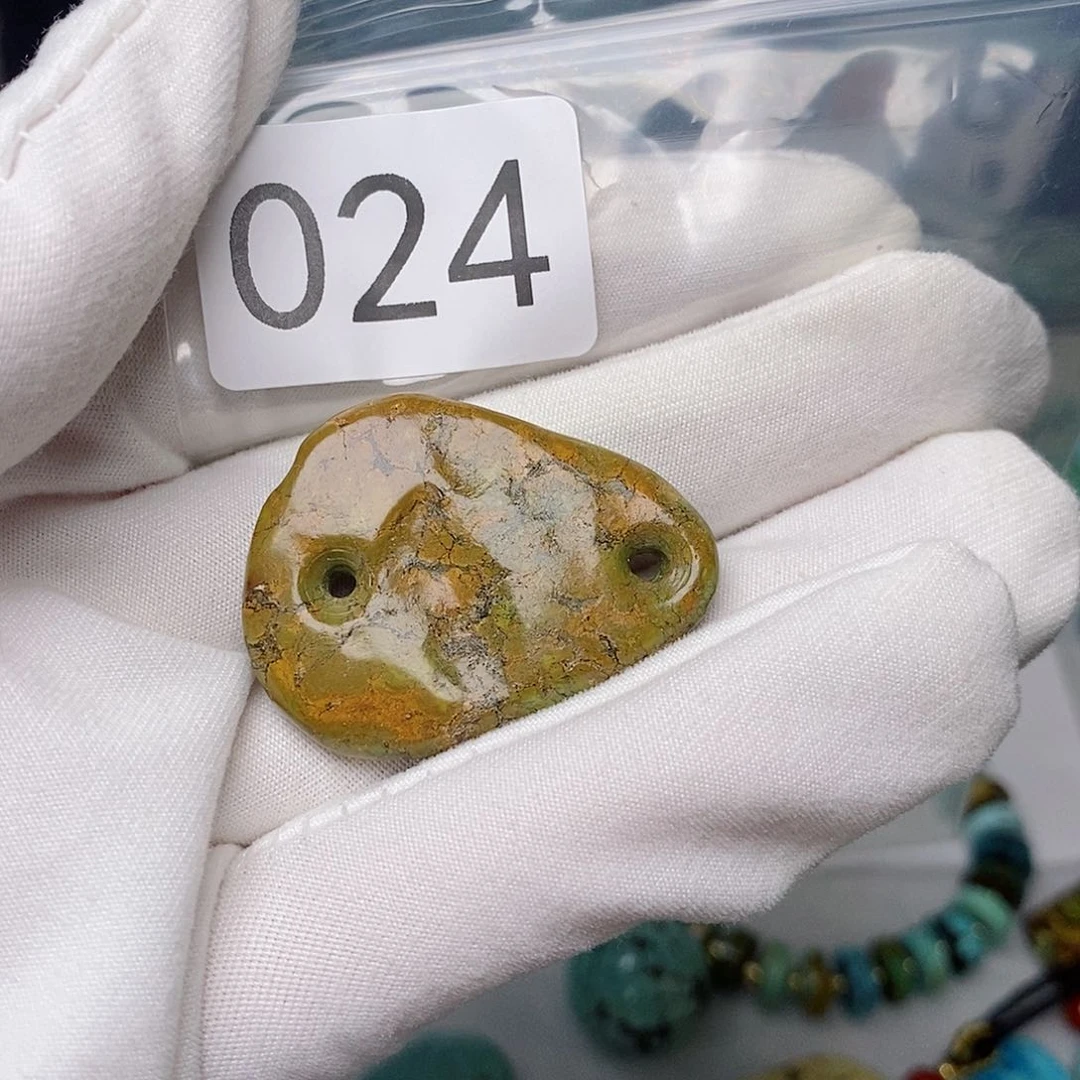 绿松石未镶嵌珠宝半成品