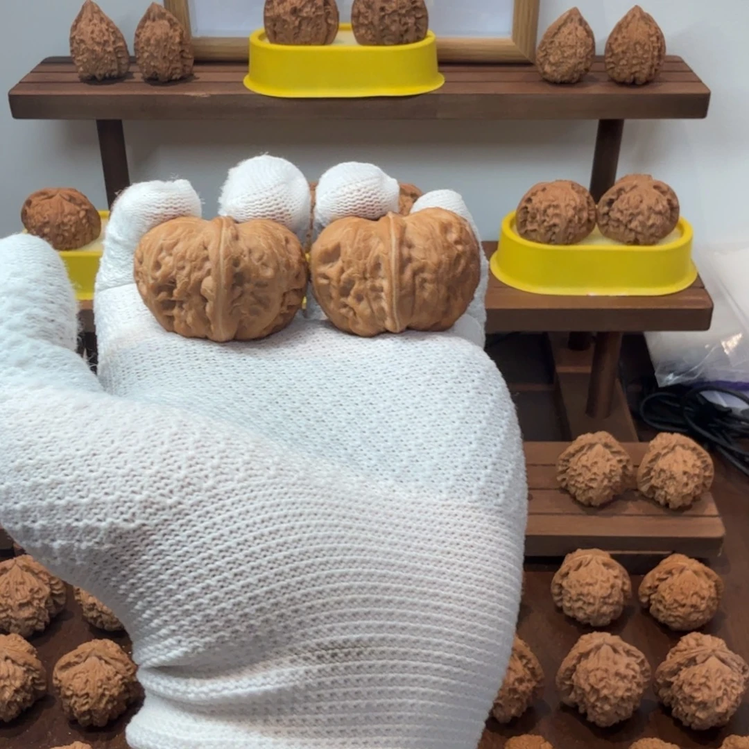 吊坠文玩核桃43尺全品翘肩元宝微黄