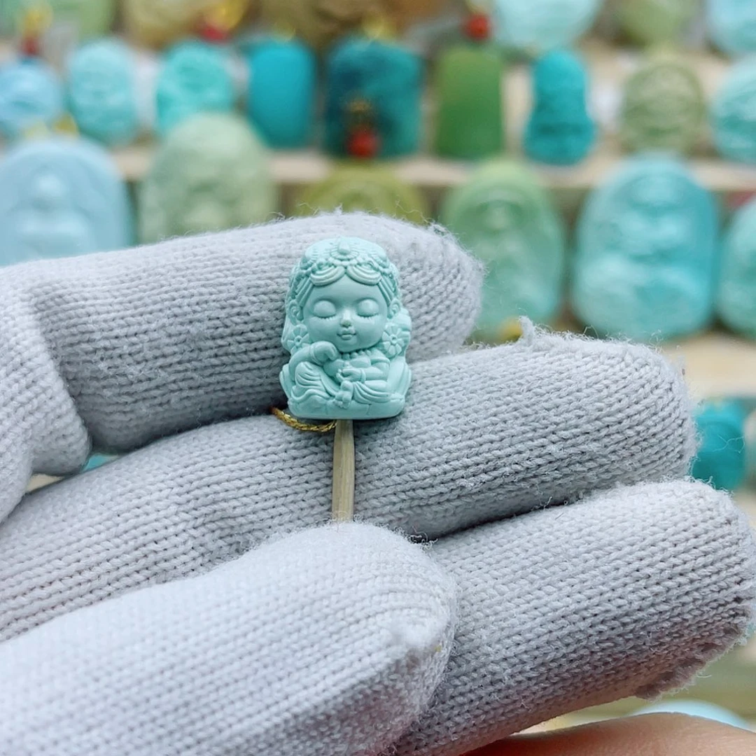 绿松石未镶嵌珠宝奇石