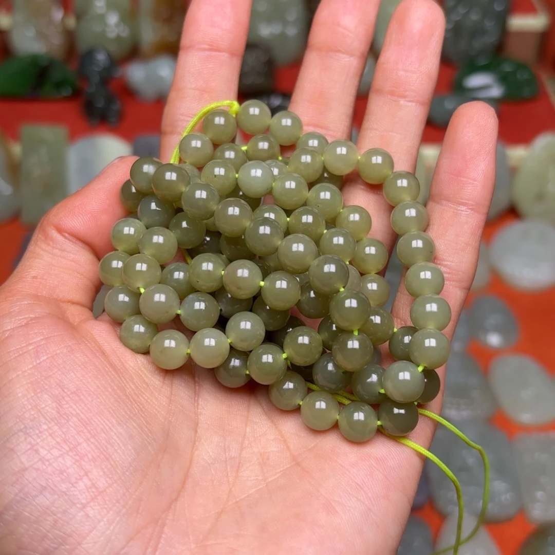 和田玉一一未镶嵌郑***阁