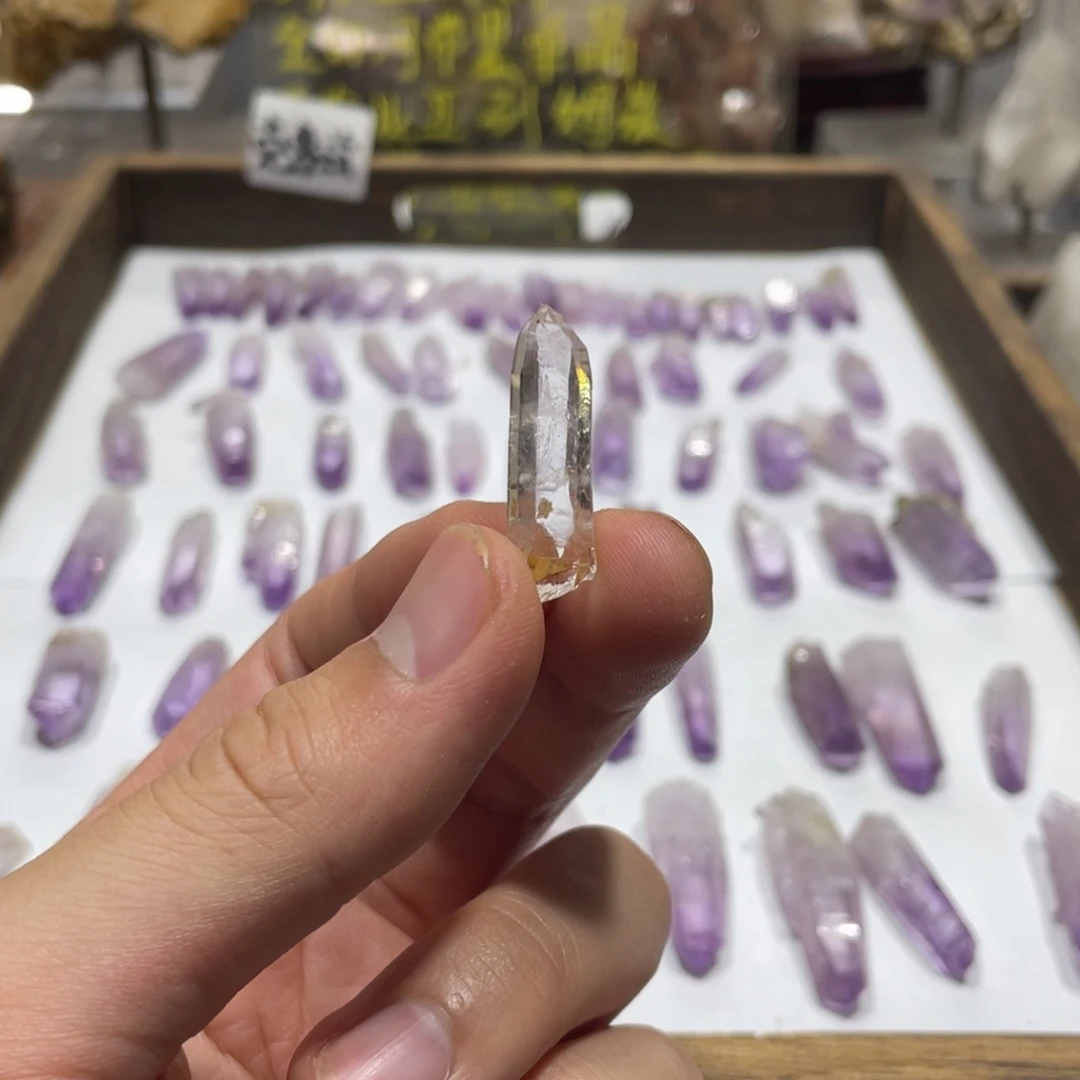 乍***咦水晶珠宝半成品未镶嵌