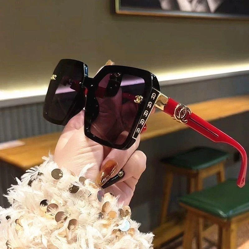 时尚大框墨镜女防晒防紫外线高颜值显白显瘦太阳镜偏光遮阳眼镜