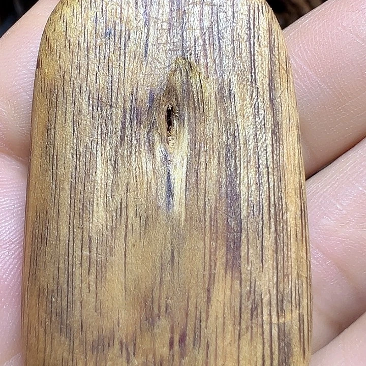 沉香碎屑沉香白棋素牌7克