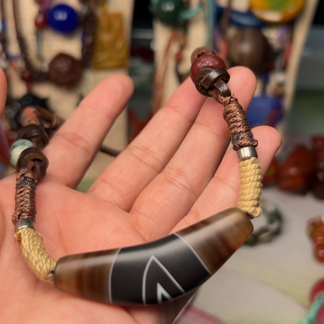 玛瑙/玉髓颈饰未镶嵌