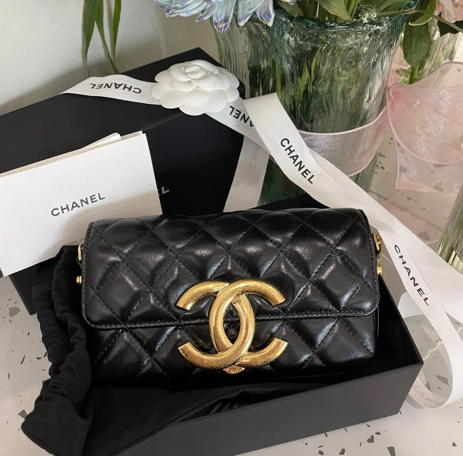 95新 Chanel/香奈儿 多多奢品/香奈儿23p大logo黑金斜挎包/98新