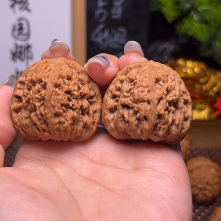文玩核桃把件凉****.39尺南疆36