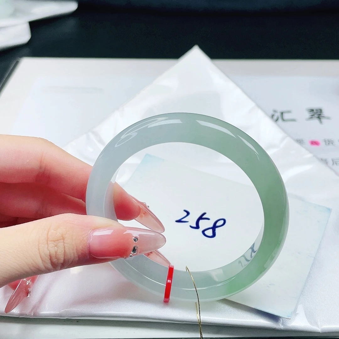 未镶嵌手镯翡翠53