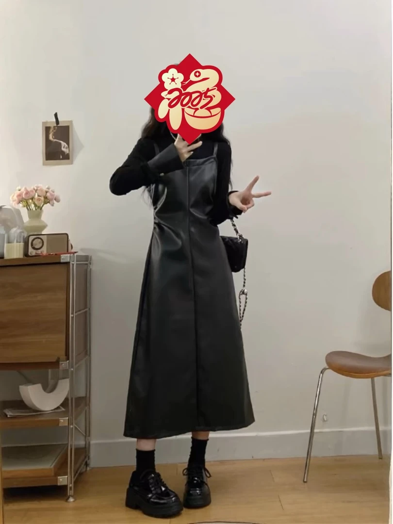 洋小闹【杏花天影】显瘦气质网红时尚百搭黑色中长款秋冬连衣裙