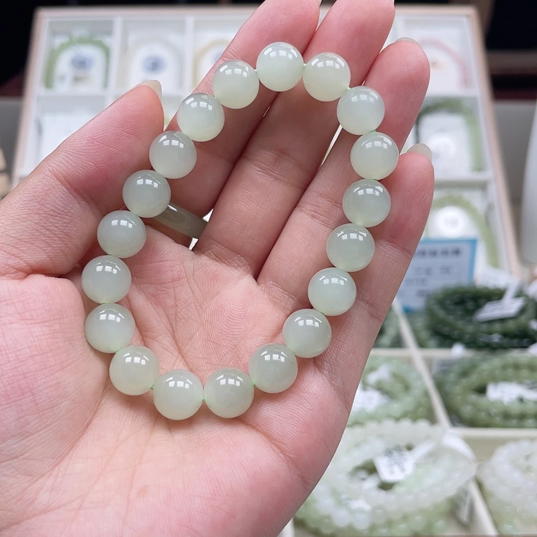 前****和田玉未镶嵌手串