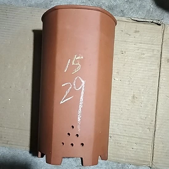 紫砂红泥高六方带口沿一个