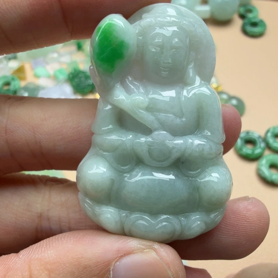 翡翠未镶嵌颈饰229