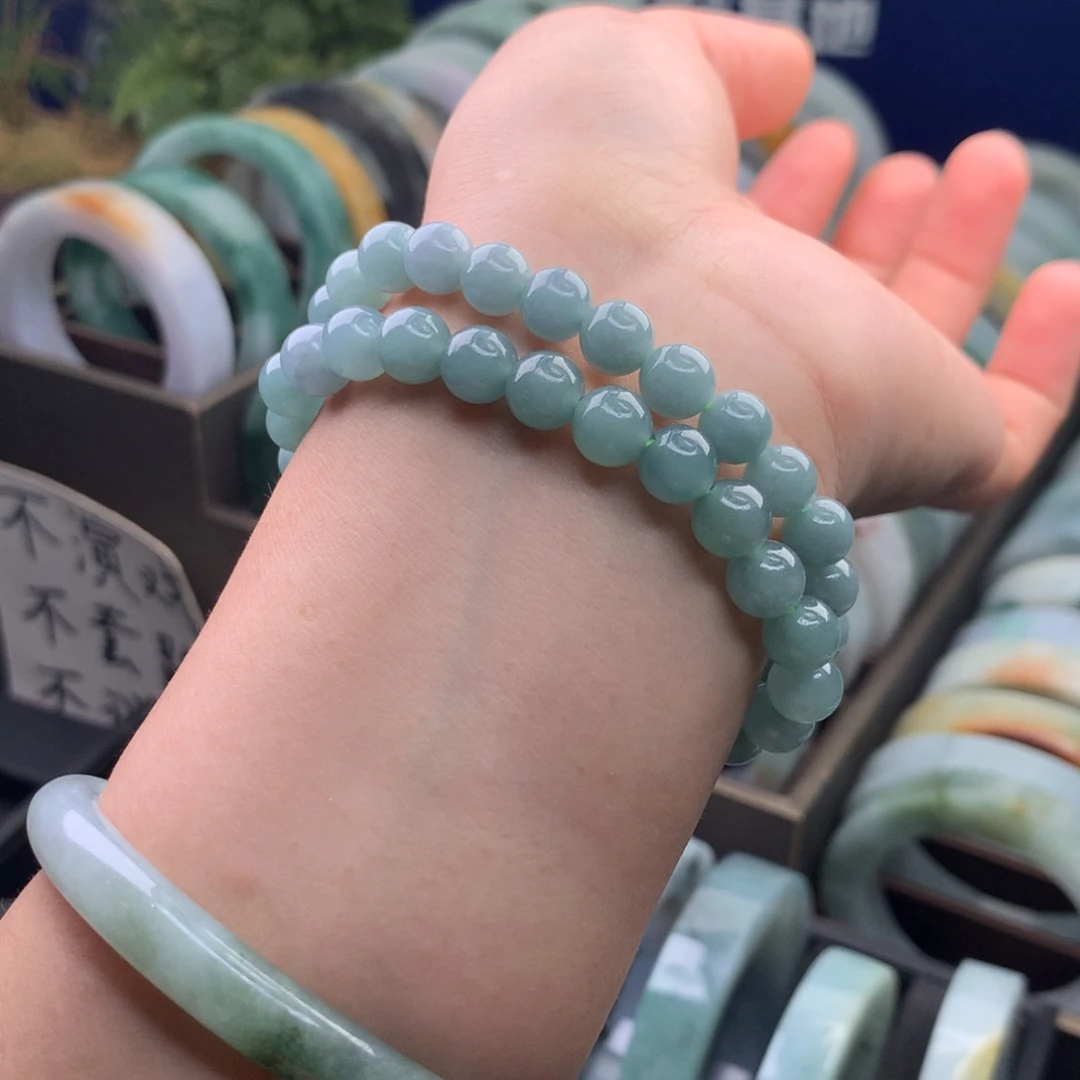 未镶嵌手串翡翠多样性