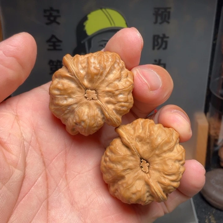 吊坠文玩核桃蛤蟆头37全品