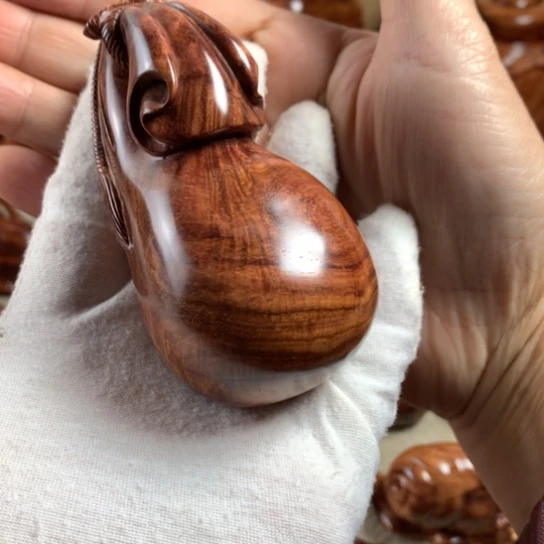 黄花梨/降香黄檀心***斌把件