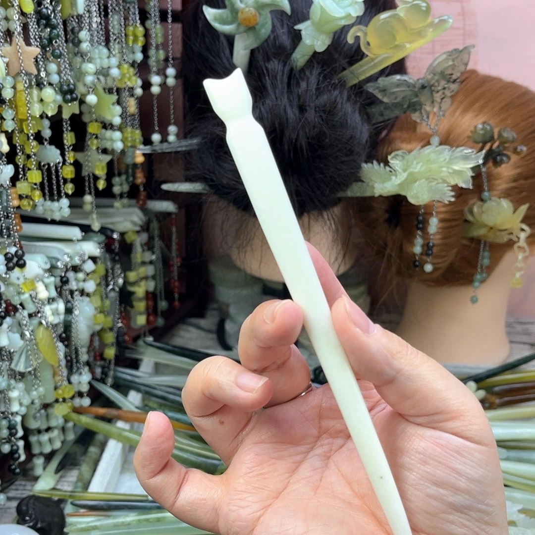 蛇纹石玉发饰未镶嵌长度18厘米左右