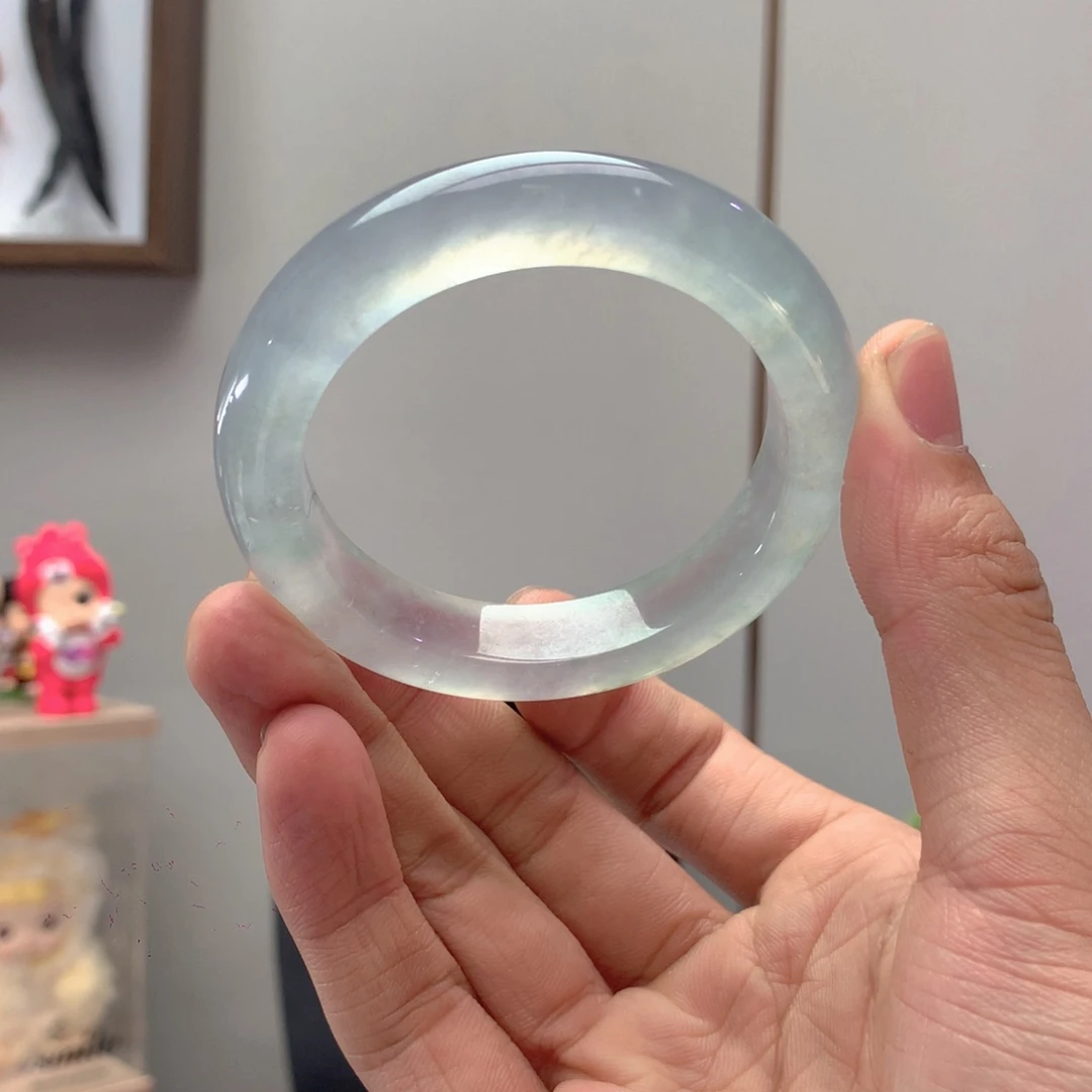 翡翠未镶嵌手镯正圈