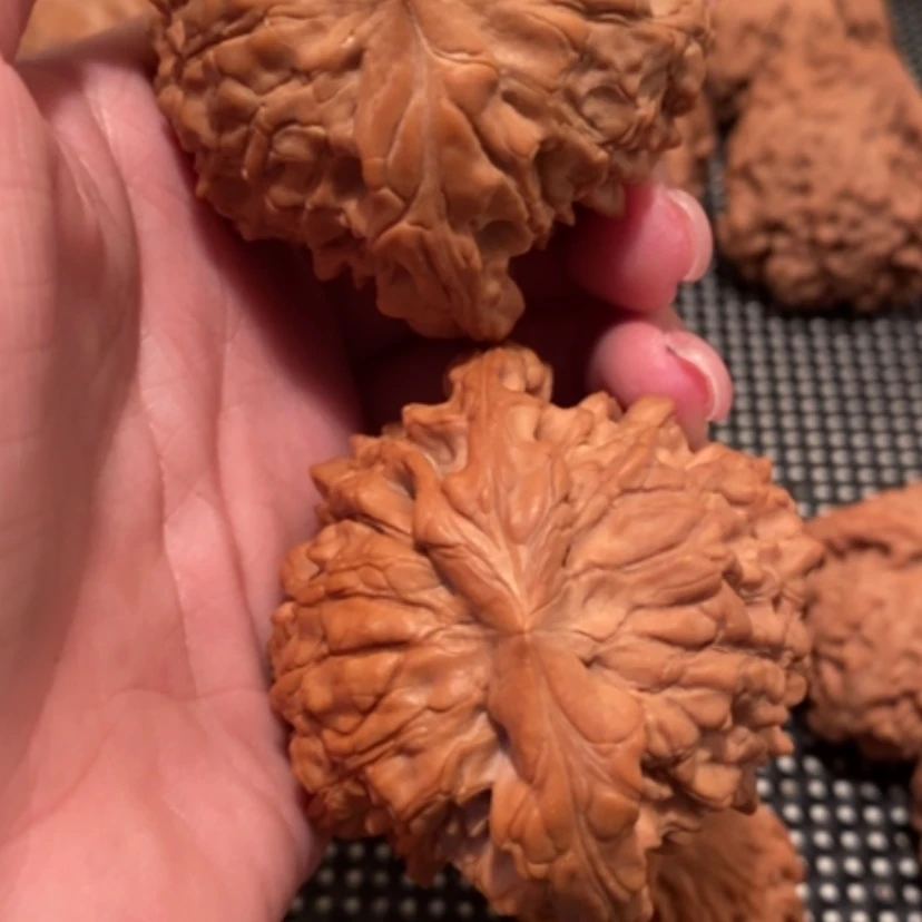 【闪购商品】吊坠文玩核桃商****影龙