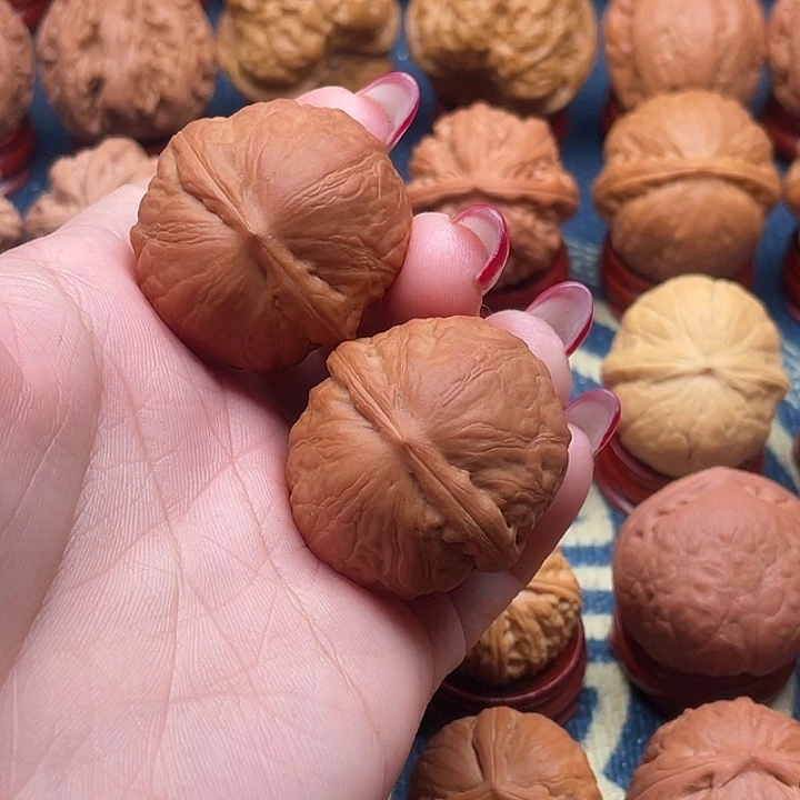 君***逑把件文玩核桃精品至尊宝