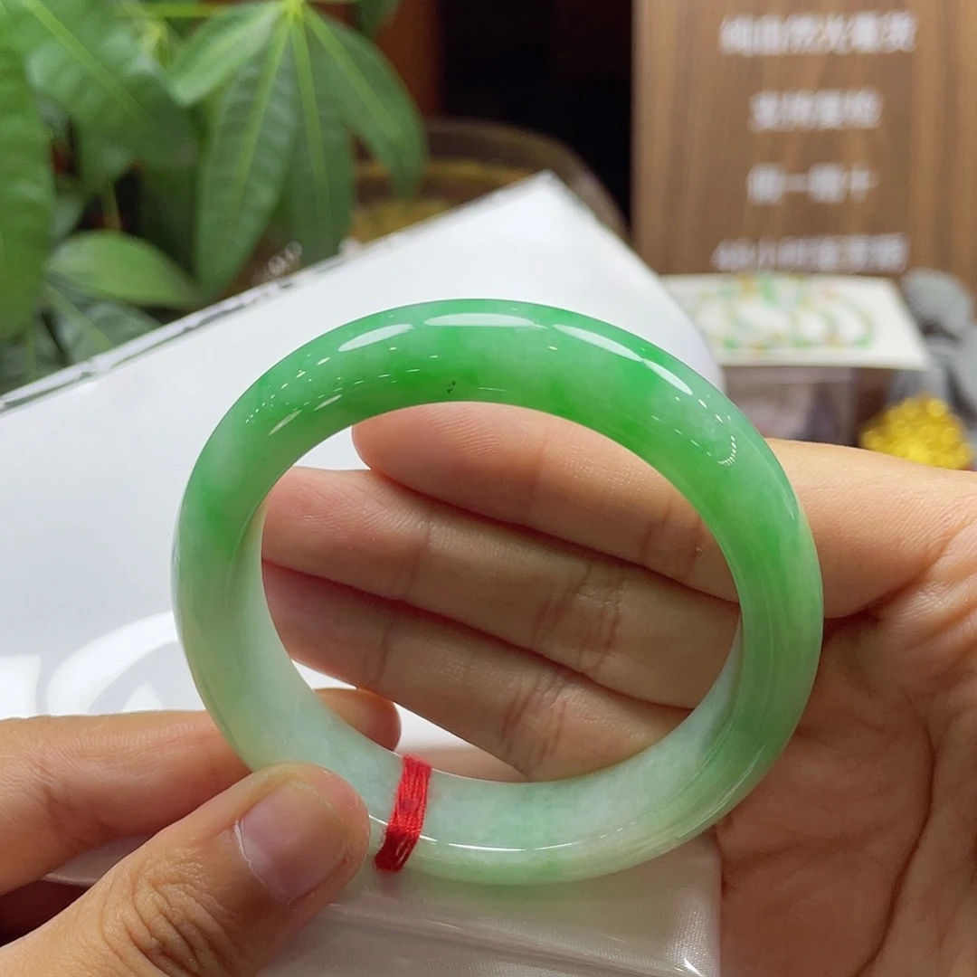 翡翠手镯未镶嵌33 号链接