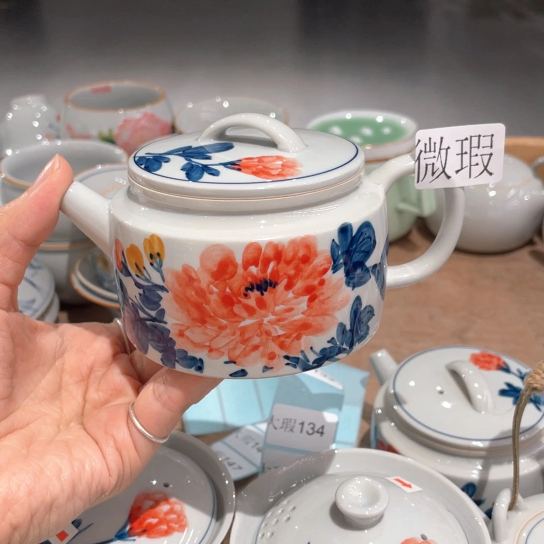 釉下彩纯手绘有瑕