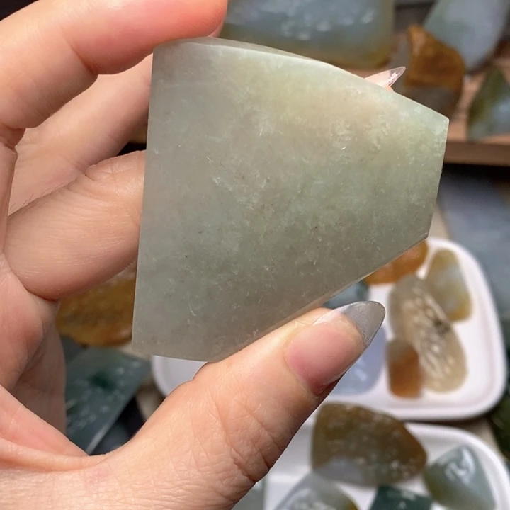 翡翠未镶嵌颈饰天然