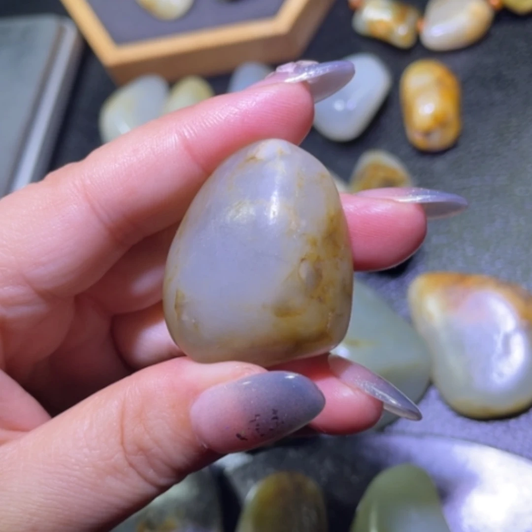 【闪购商品】颈饰未镶嵌和田玉