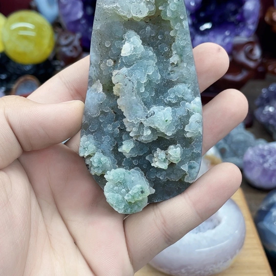 紫晶未镶嵌大型摆件（非配饰）