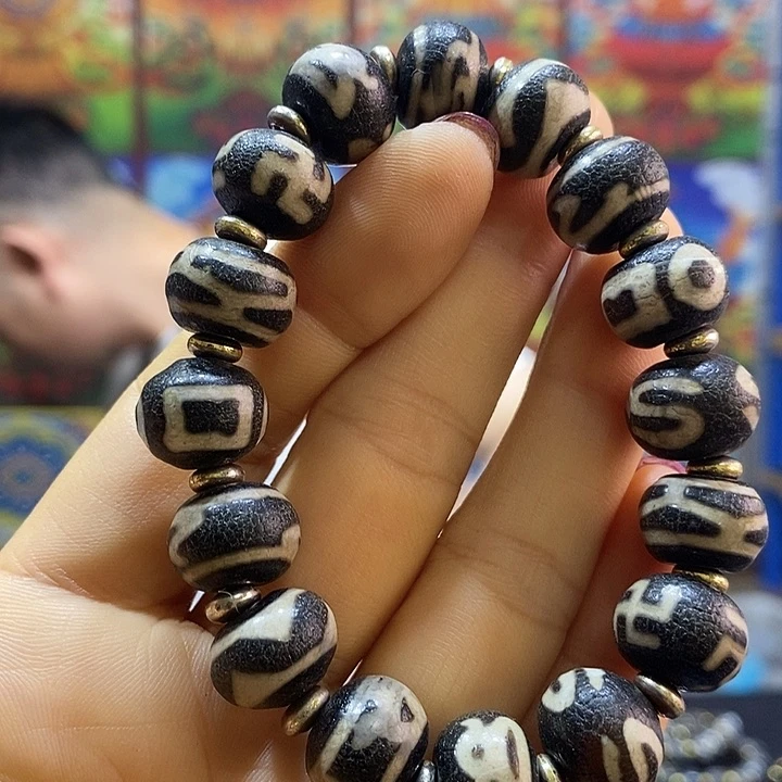 玛瑙/玉髓手链未镶嵌100