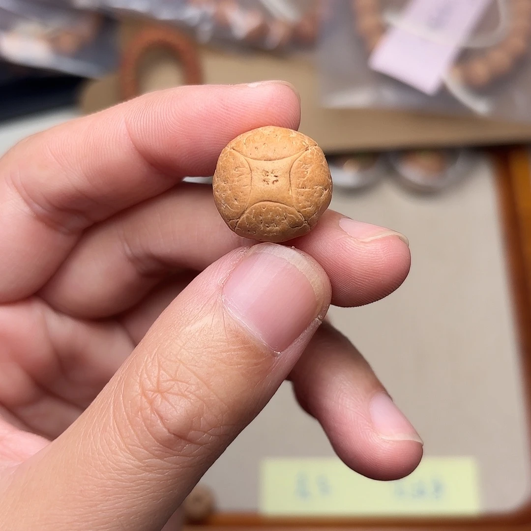 手串凤眼菩提麒麟三通1.8