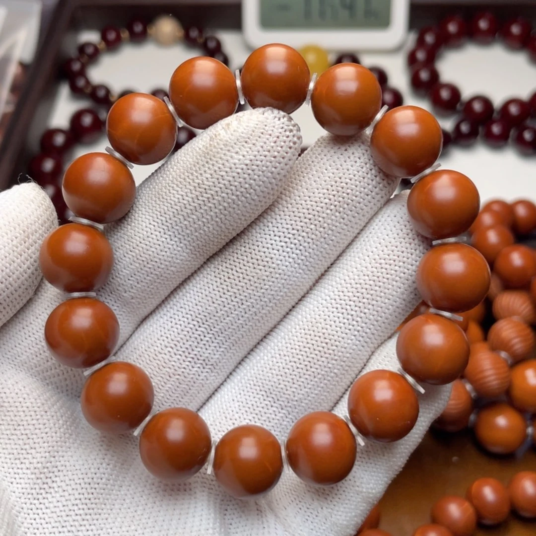 橄榄核吊坠1.3 精品树王超小孔暴力归圆