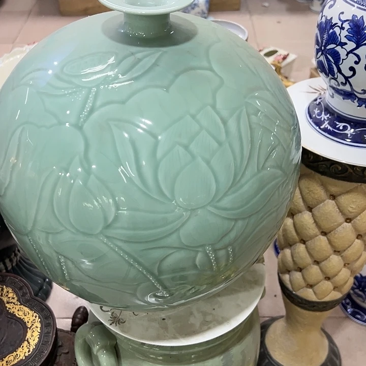 瓷片瑕。。。。。。。。。。。。？？？