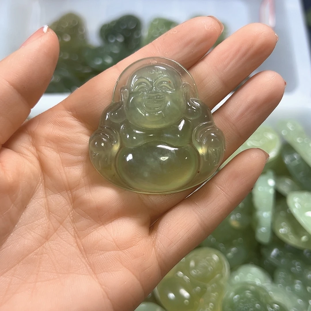 。***。蛇纹石玉未镶嵌颈饰