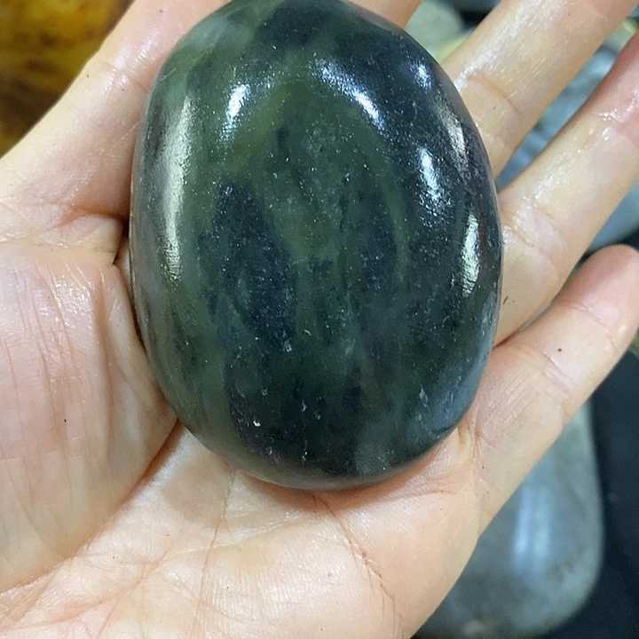 未镶嵌和田玉（糖玉）挂件