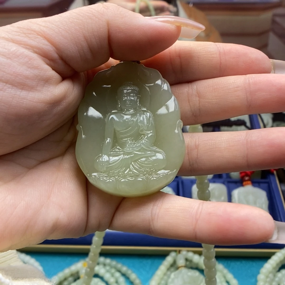 和田玉颈饰未镶嵌天*