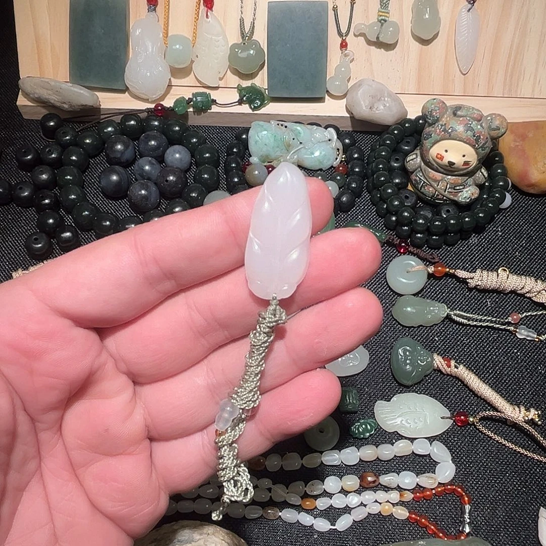 和田玉未镶嵌珠宝半成品