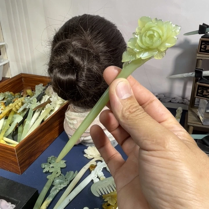 蛇纹石玉未镶嵌发饰