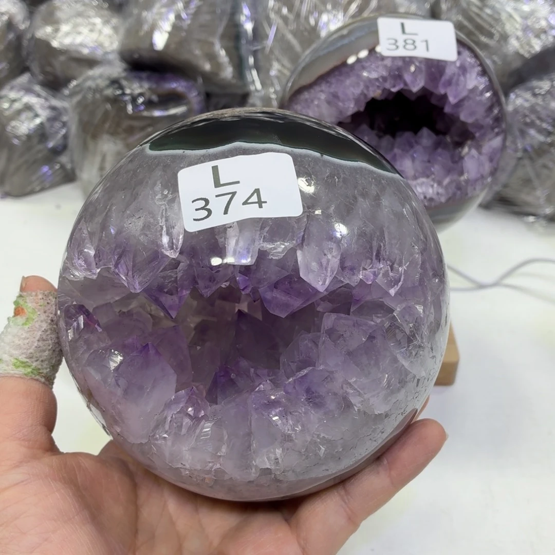 上***水摆件未镶嵌水晶天然紫水晶
