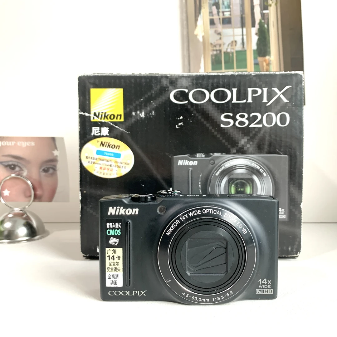 9新 Nikon/尼康 S8200黑色1600w像素14倍变焦广角支持1080p