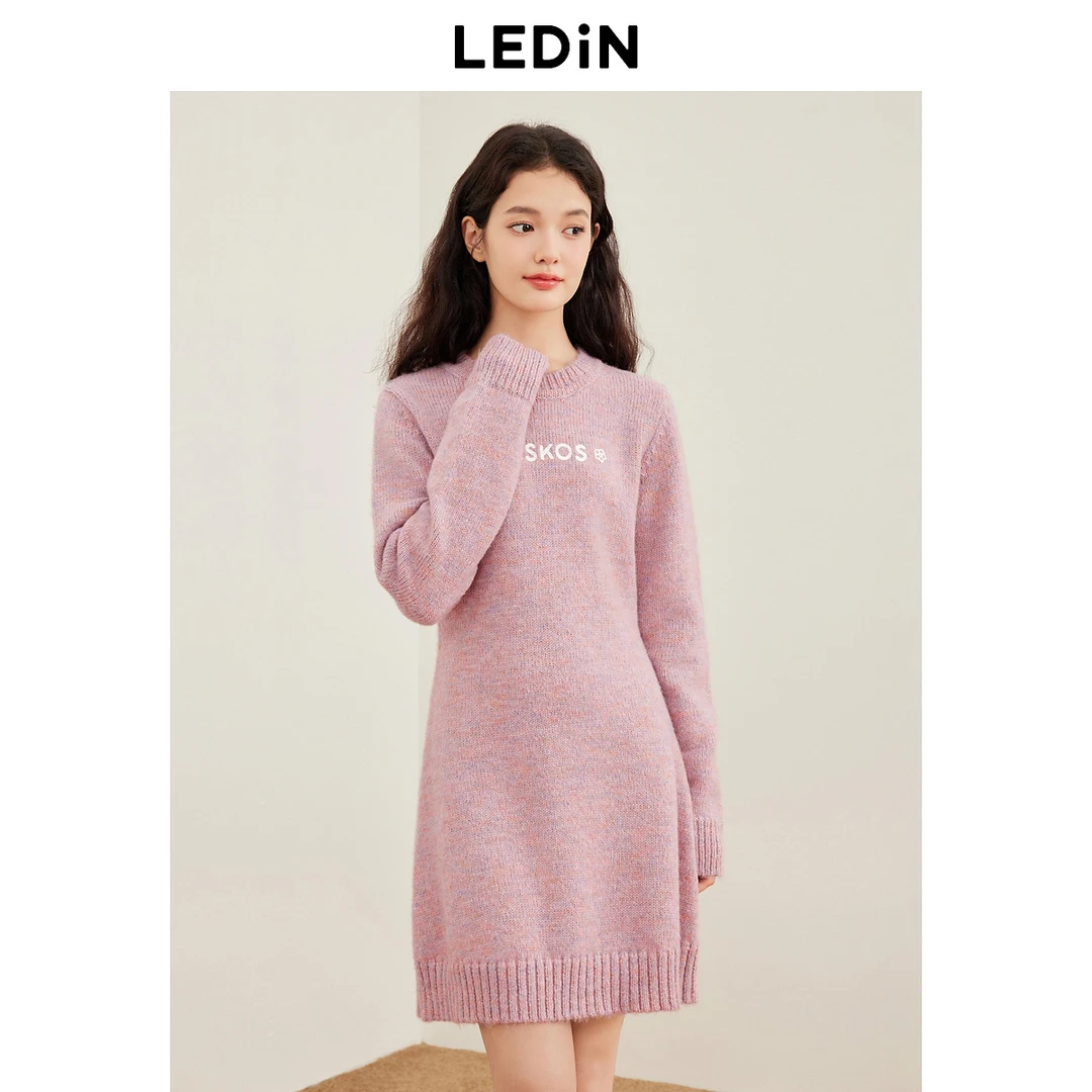 乐町复古毛衣裙女装24冬新款收腰X版长袖裙圆领内搭连衣裙